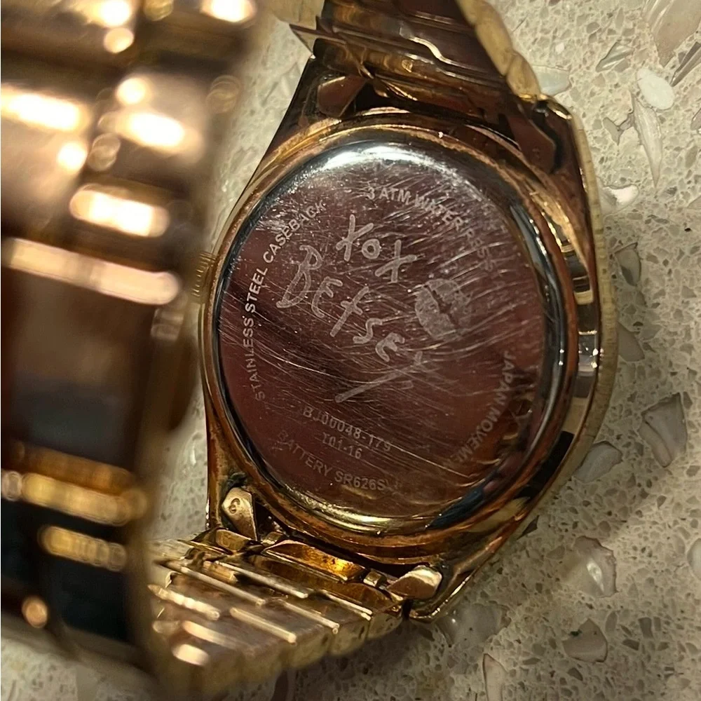 Betsey Johnson Rose Gold Heart Watch - Picture 5 of 6